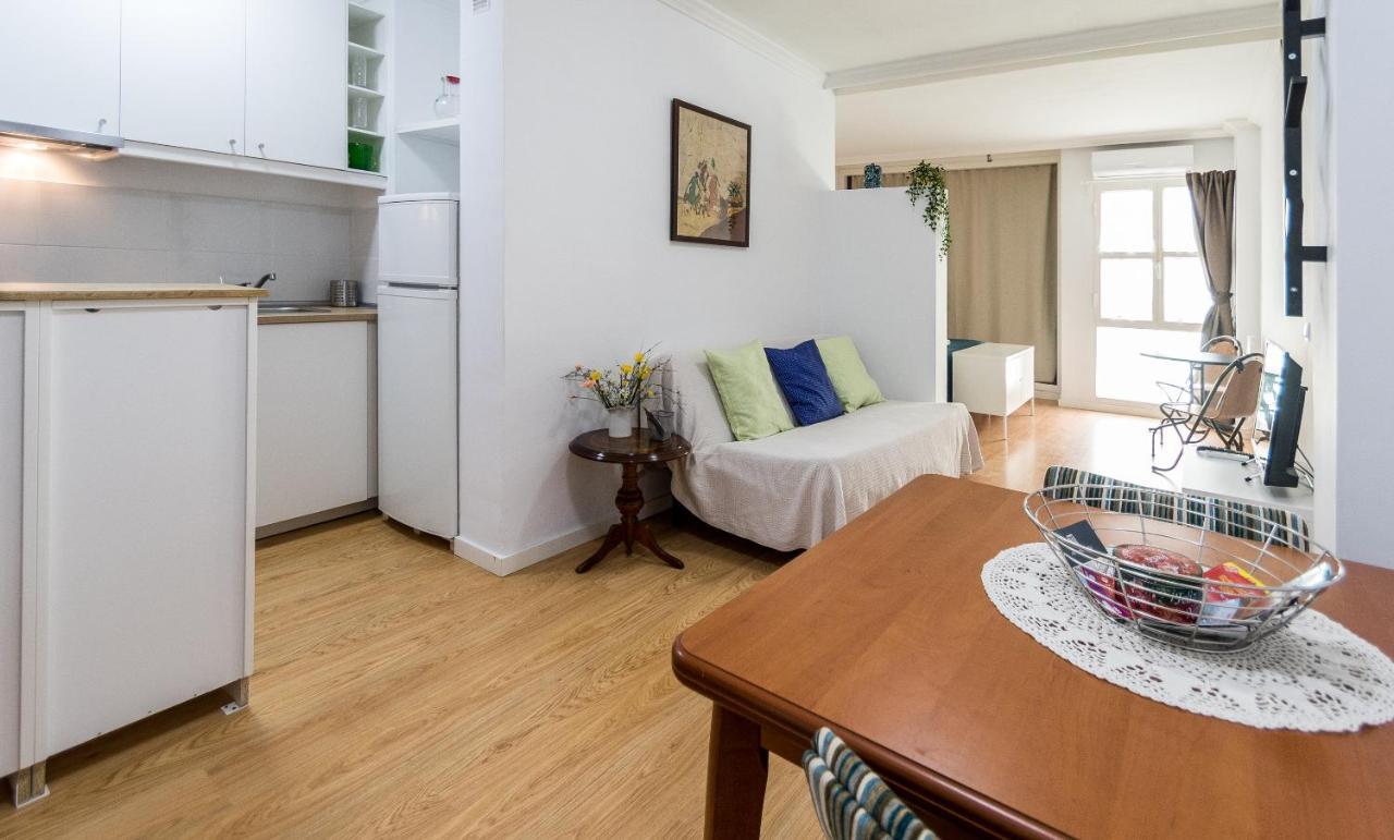 Loft Del Pintor Apartment Cadiz Bagian luar foto